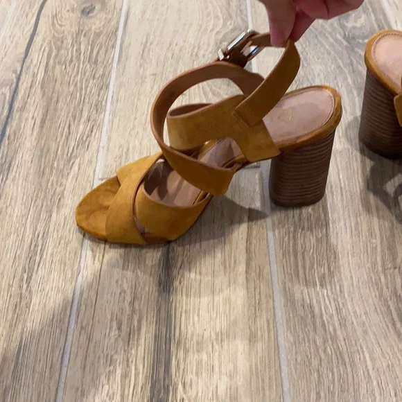 Antonio Melani shoes - Picture 3 of 9